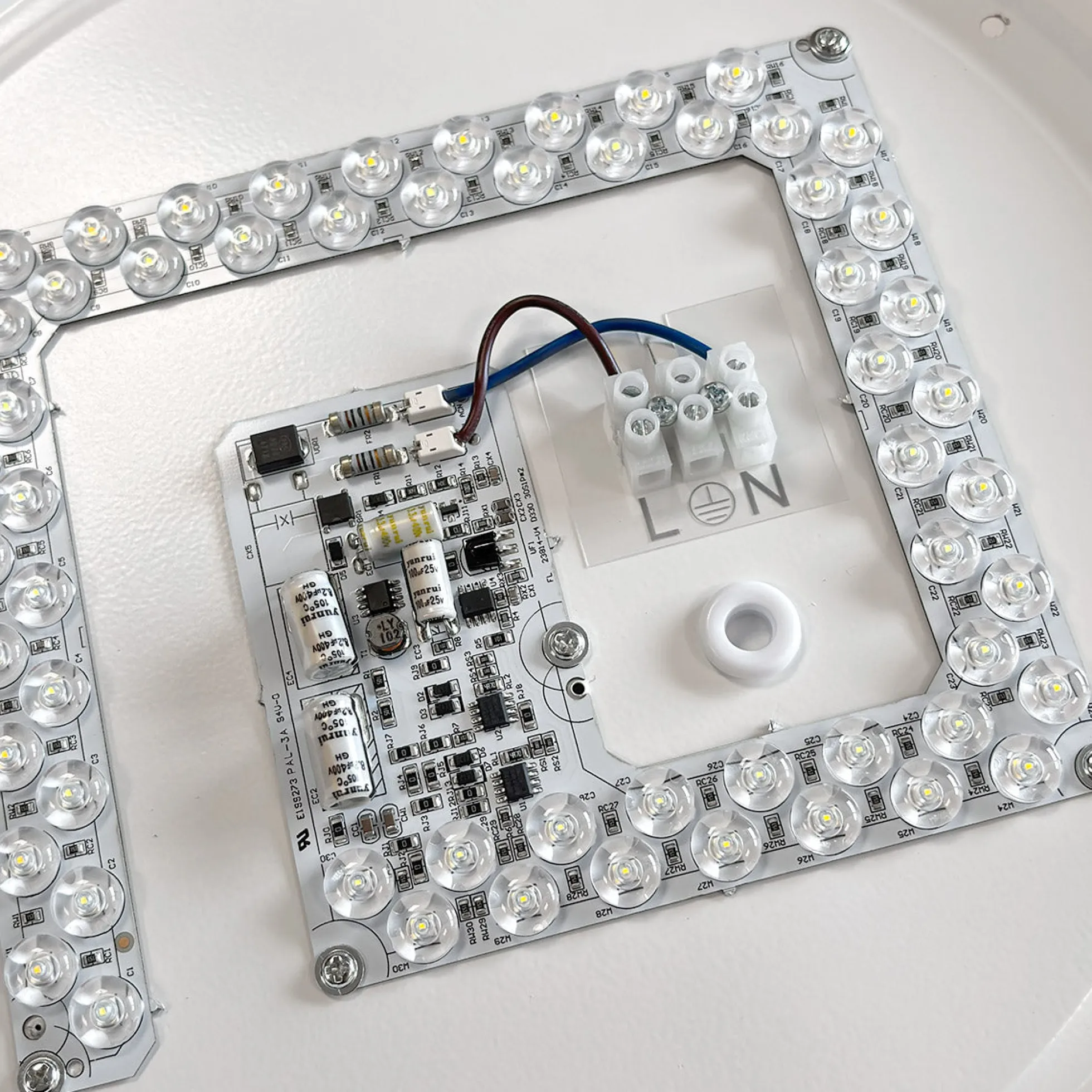 Plafón LED de techo con mando a distancia - CCT - 23W - CRI80 - IP20