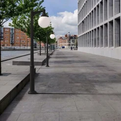 Poste de luz exterior