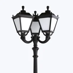 Poste de luz exterior Triple Farola 