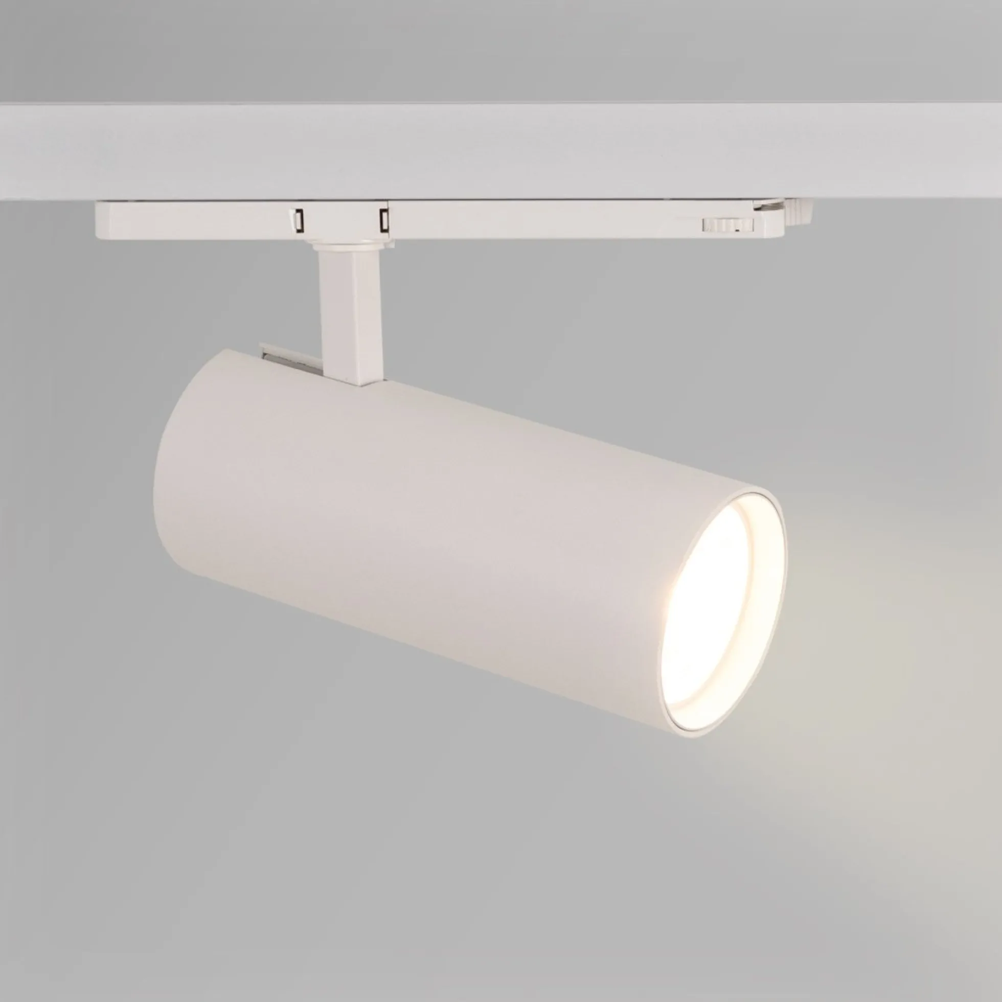Proyector LED para carril trifásico 36W - CCT - TRIAC regulable - CRI90 - 3300 lm