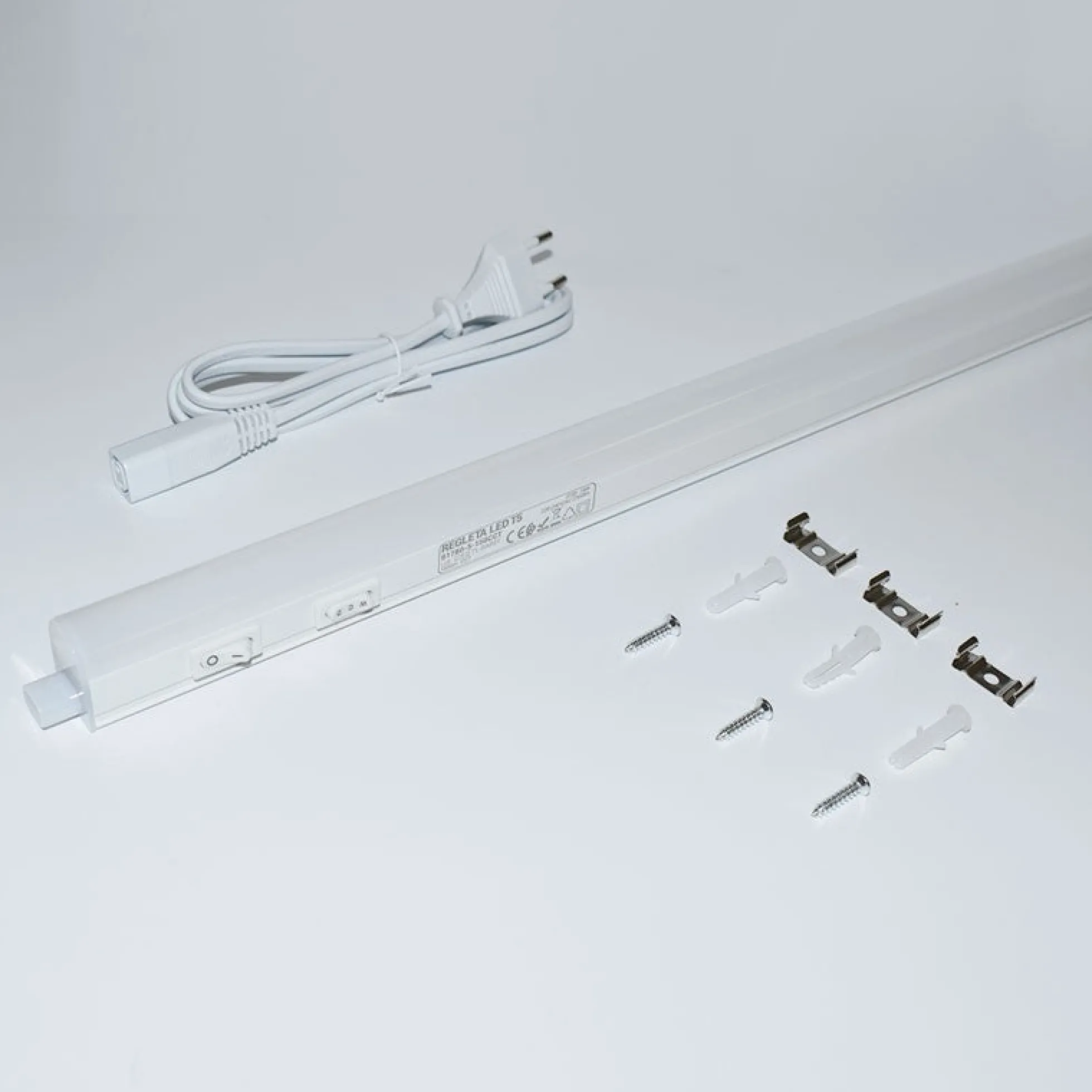 Regleta LED bajo mueble T5 - 150 cm - 18W opal - CCT