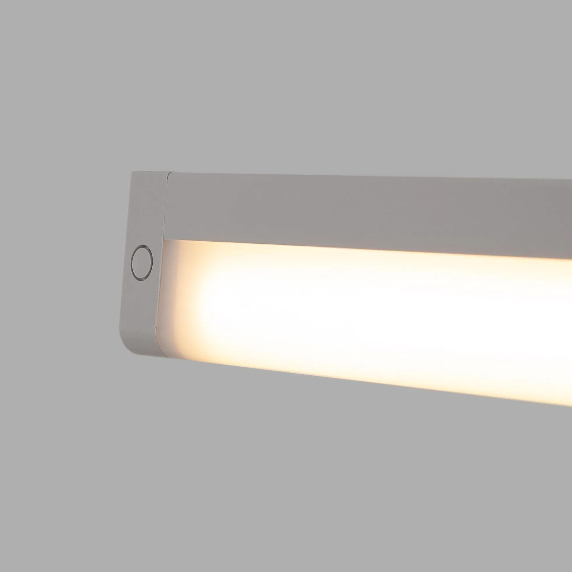 Regleta LED bajo mueble 8W - CCT - Con sensor - 60cm