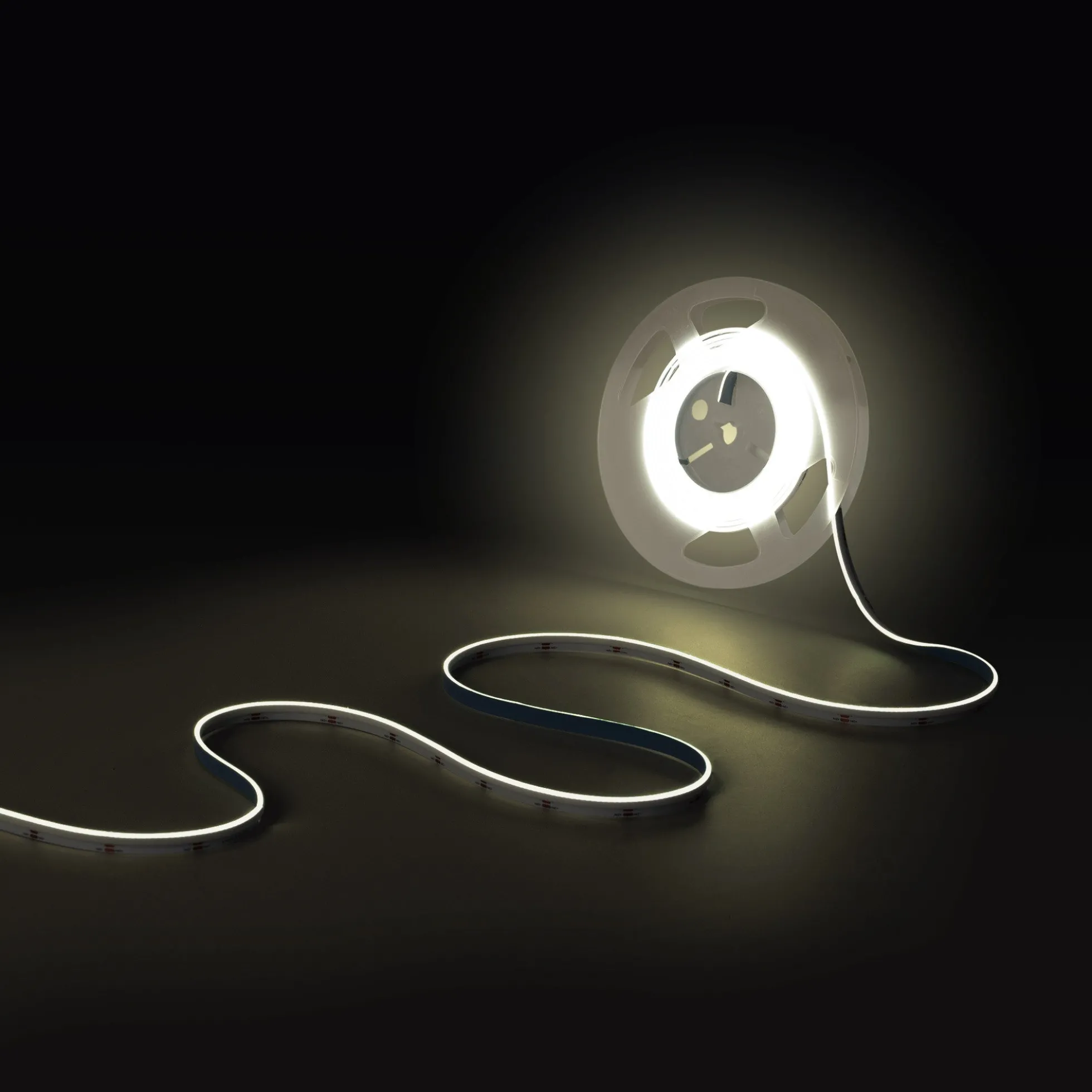 Tira LED COB 24V DC monocolor - Emisión lateral - 9W/m - 8mm - IP20 - Corte c/ 3cm - Rollo de 5 metros